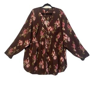 Torrid Woman's Floral Long Sleeve Tunic Blouse Plus‎ Size 4/4X